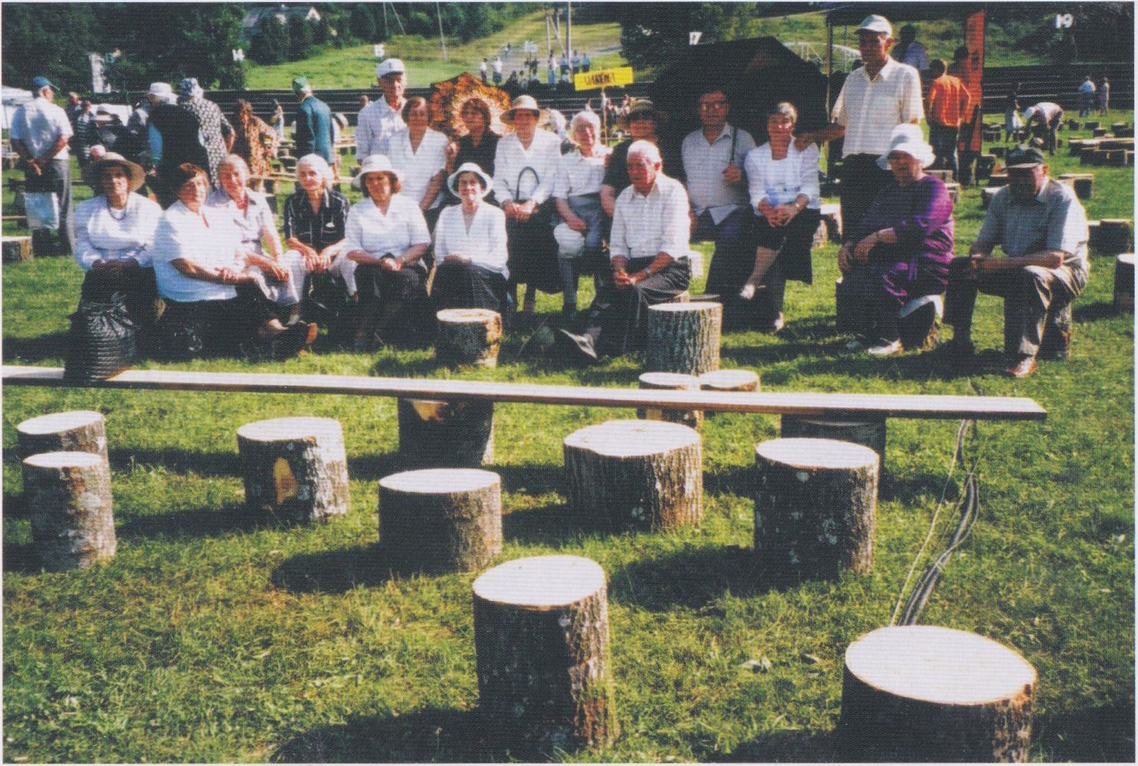 Varėniškiai 2004 m. rugpjūčio 7 d. Ariogalos sąskrydyje „Laisvės ugnis - ateities kartoms”