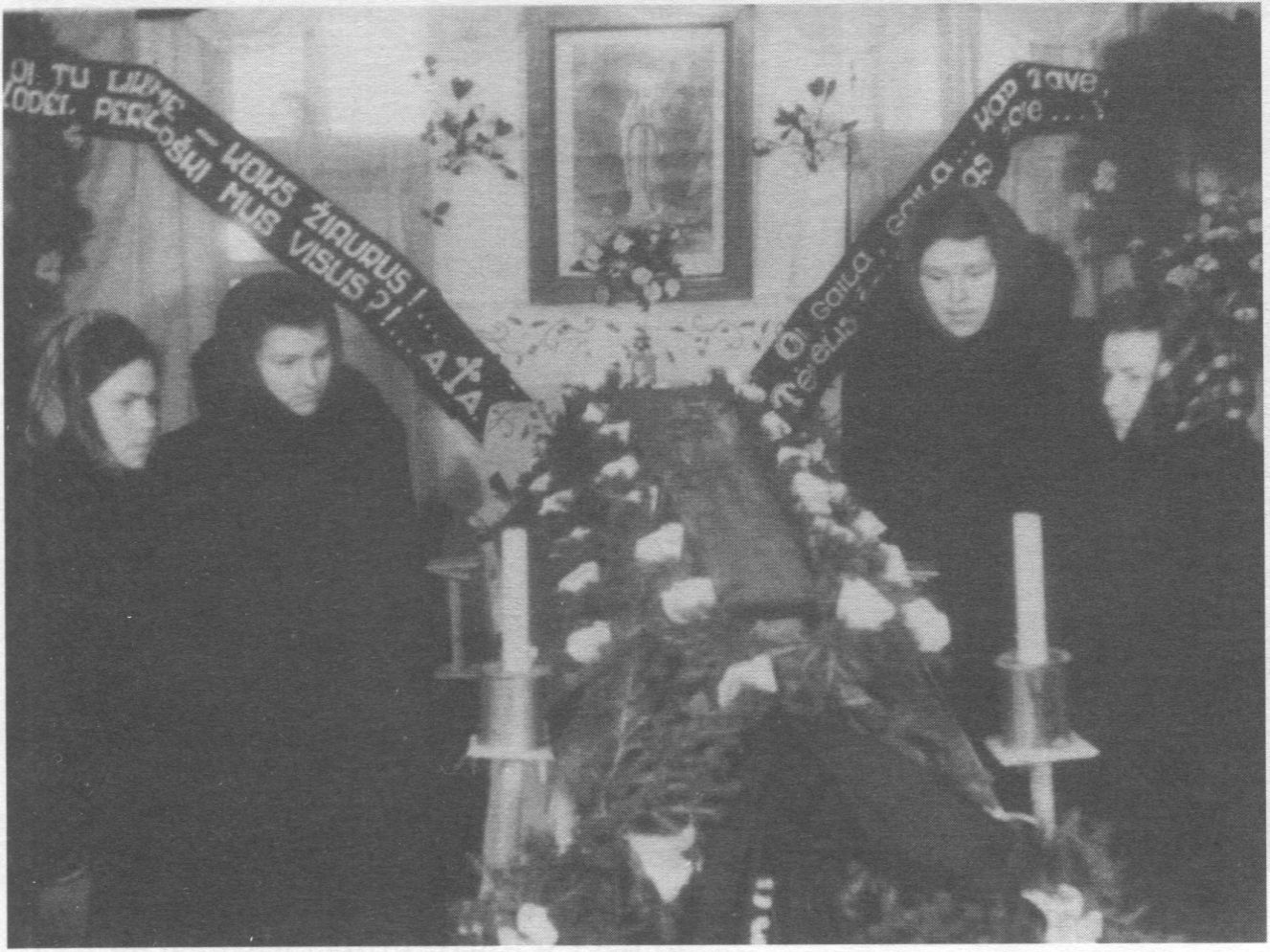 Janinos Dešrytės laidotuvės