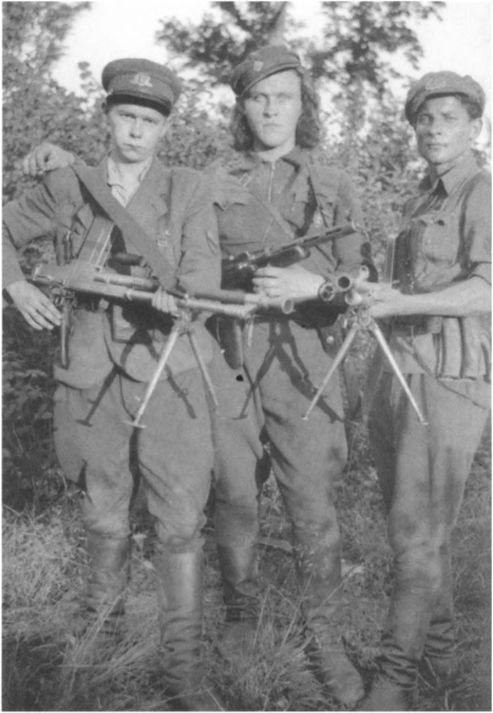 Vytautas Pinkevičius-Povariukas (Povaras), Adolfas Bureika-Hitleris ir Edvardas Augūnas-Klajūnas,