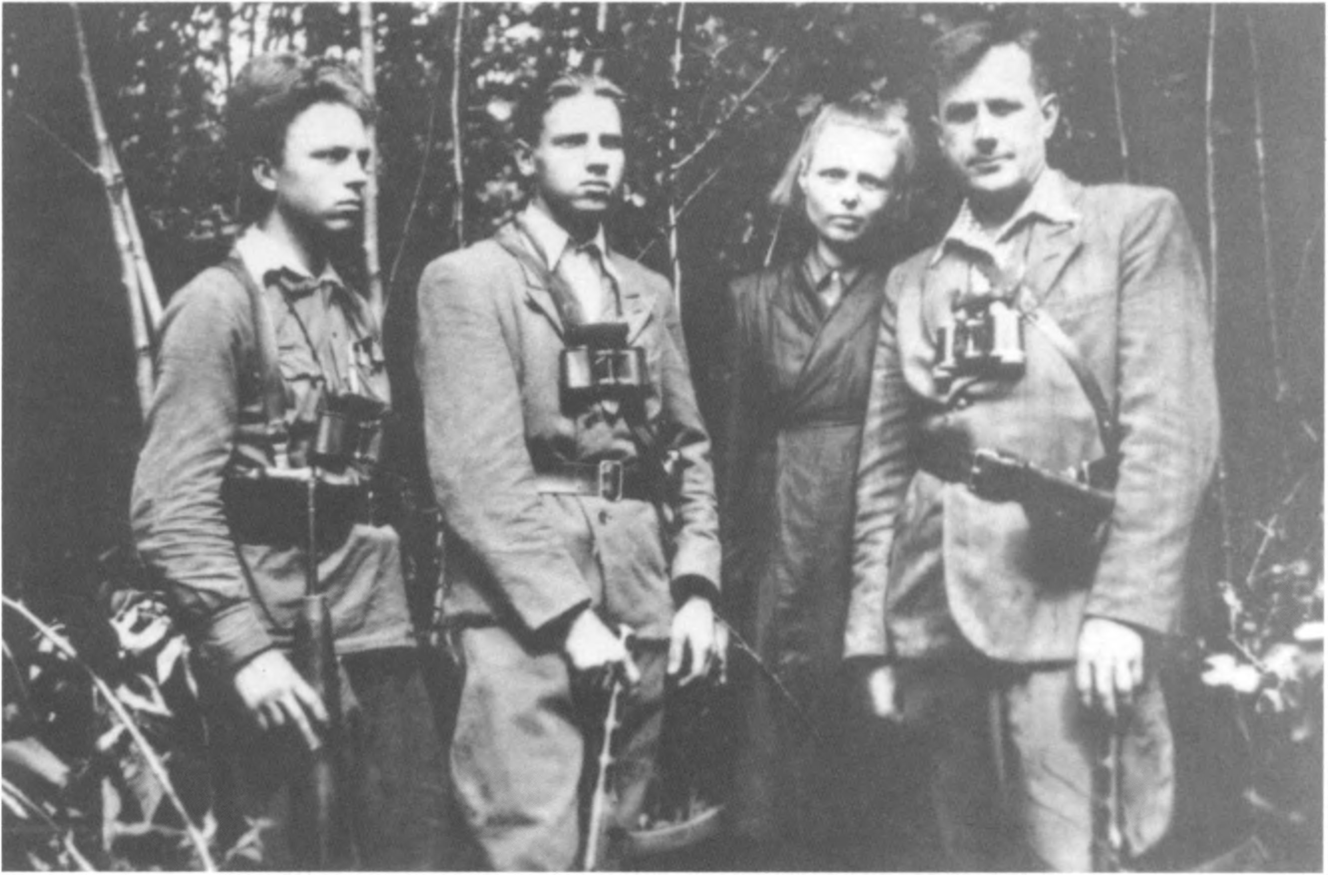 Vladas Butėnas- Vanagėlis, Edvardas Žilinskas- Vanagas, Marytė Vaidilaitė ir Jonas Marciukas