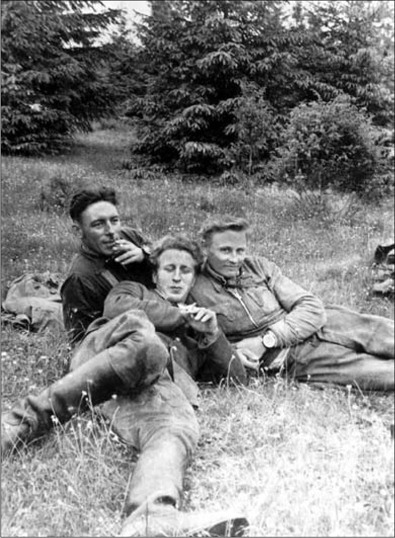 Stasys Satkus-Šarūnas, žuvo 1953 m. Vilkiškių k., prie Šiluvos; Petras Gadliauskas-Bijūnėlis, ?.