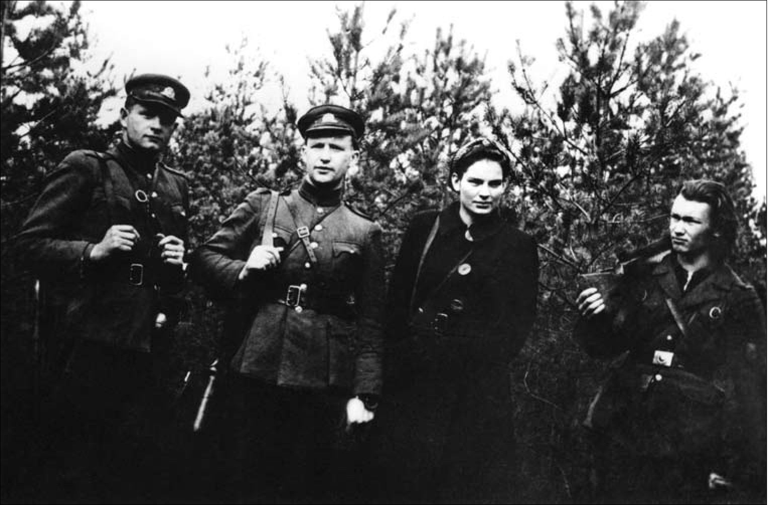 Viktoras Bakanauskas-Vytautas, Povilas Morkūnas-Rimantas, moteris, ?.
