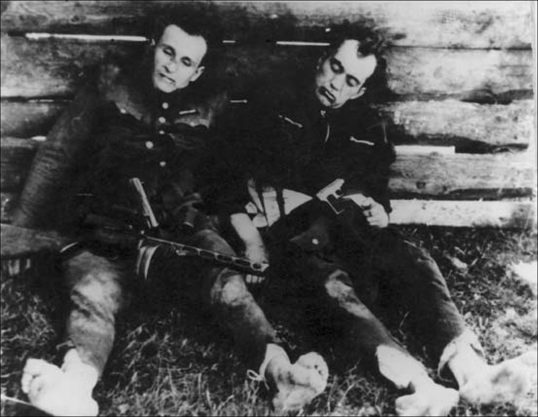 Vytautas Baranauskas-Dantė ir Antanas Kvedaras-Tautvydas.