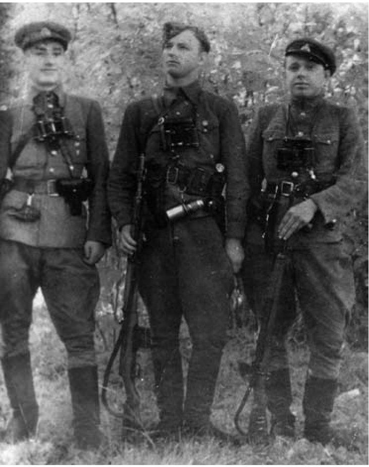 KĘSTUČIO apyg., ŠALNOS r. prtz.: 1. Paulikas Zenonas-Plunksna, Klajūnas, Algis, g. 1928 m. Pakar-čemyje, Kaltinėnų vlsč. Suimtas 1950 04 09, sušaudytas 1951 05 17; 2. Kentra Jonas, Jono-Tigras, g. 1924 m., iš Gūbrių k., Šilalės r. Žuvo 1950 05 13 Dirgėliuose, Kaltinėnų apyl.; 3. Astrauskas Vytautas-Linksmutis, g