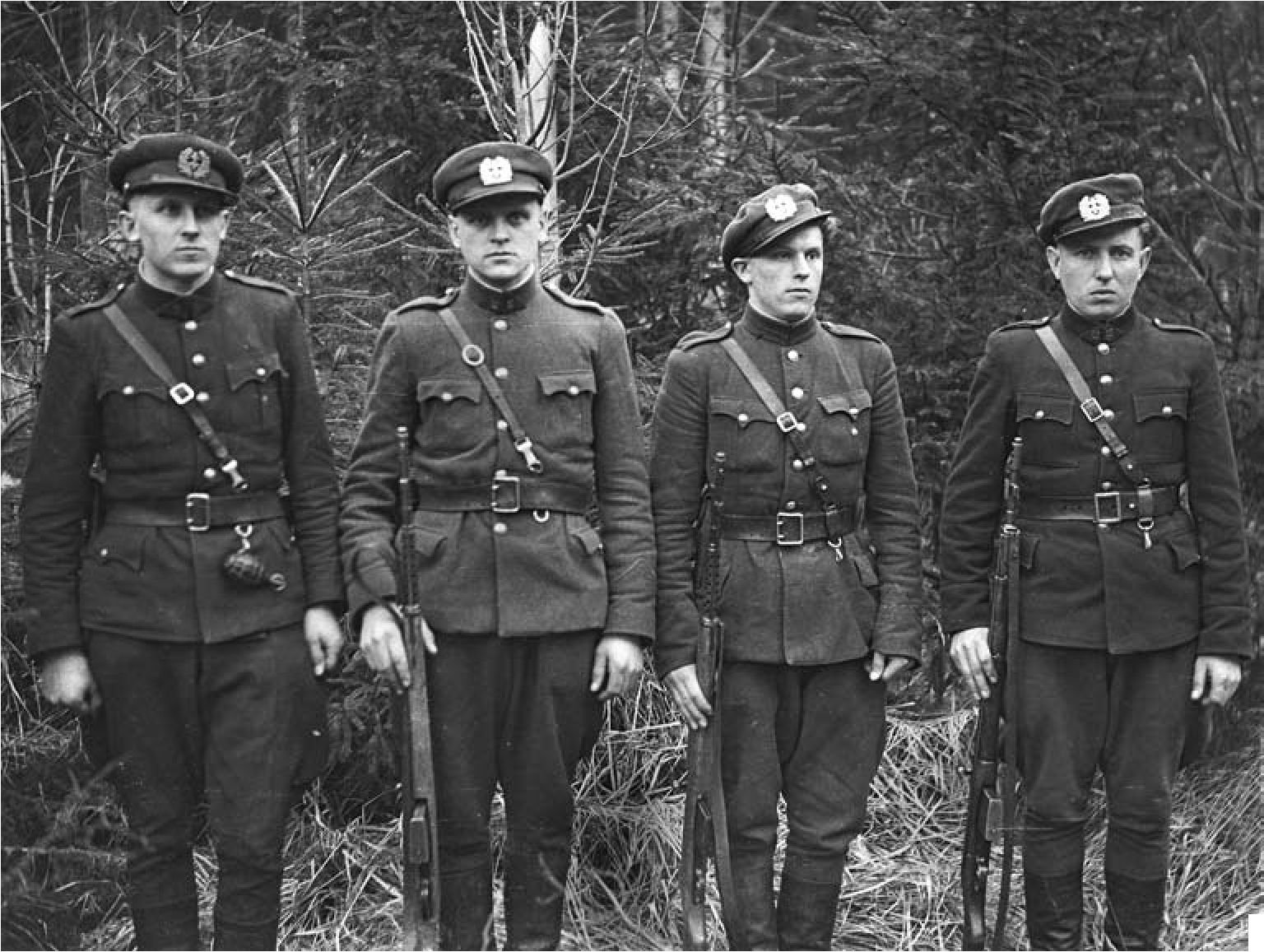1. Šatkus Stanislovas, Nikodemo-Zigmas, Šaltis, Šiaurys, Narūnas, g. Trakiniškėje, Tauragės vlsč. Žuvo 1950 m.; 2. Lukošius Vladas-Putinas, Mėnulis, g. 1924 m. Pryšmantuose, Žygaičių vlsč. Žuvo 1950 05 07 Stirbaičiuose; 3. Šatkus Alfonsas, Nikode-mo-Dobilas, g. 1929 m. trakiškėje. Žuvo 1950 05 07 Stirbaičiuose; 4. Bušininkas Juozas-Jurginas, Bijūnas, Marsas,