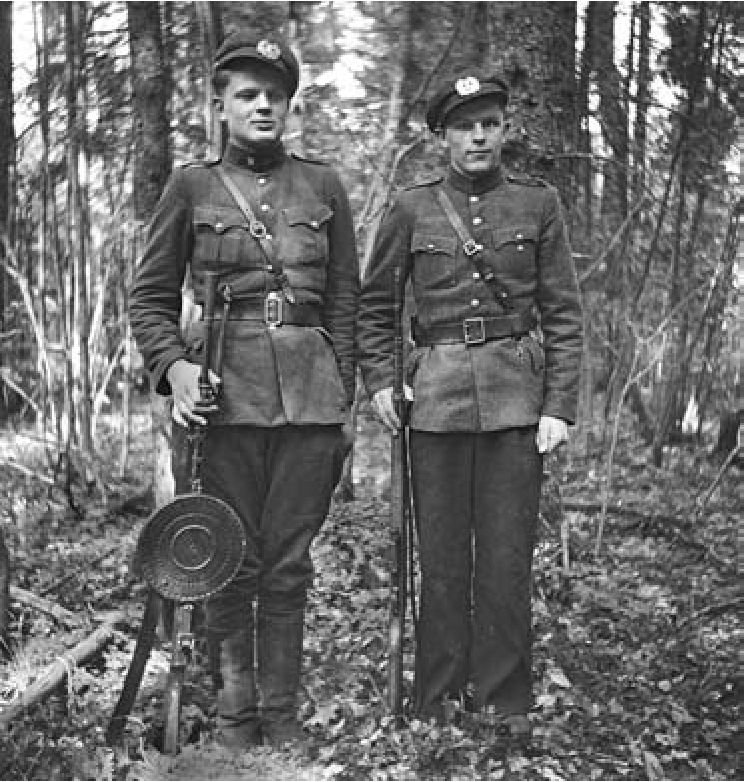 1. Lukošius Danielius-Maironis, g. Pryšmantuo-se, Žygaičių vlsč. Žuvo 1950 08 08 Tyrelio miške; 2. Eičas Vincas-Laimutis,
