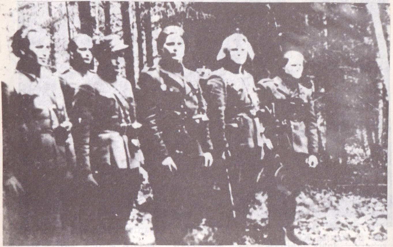 1) Vladas Šulskis-Kraujelis, 4) Alfonsas Kavaliauskas, 5) Kostas Kudokas, kiti nežinomi.