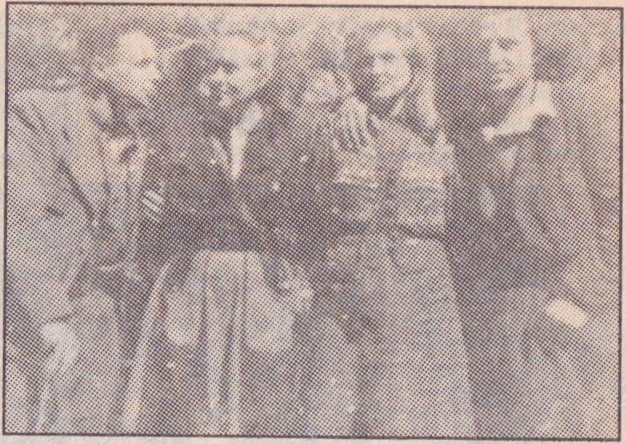 “Kirvis” (dešinėje), ryšininkas&nbsp;Vytautas Šimkūnas&nbsp;(kairėje)